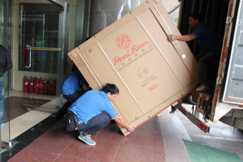 平南钢琴贵重工艺品无忧运